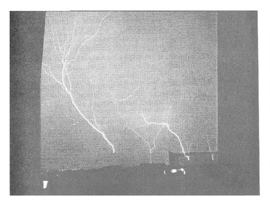 http://sprite.phys.ncku.edu.tw/new/other/lightning/Image/figure5.GIF
